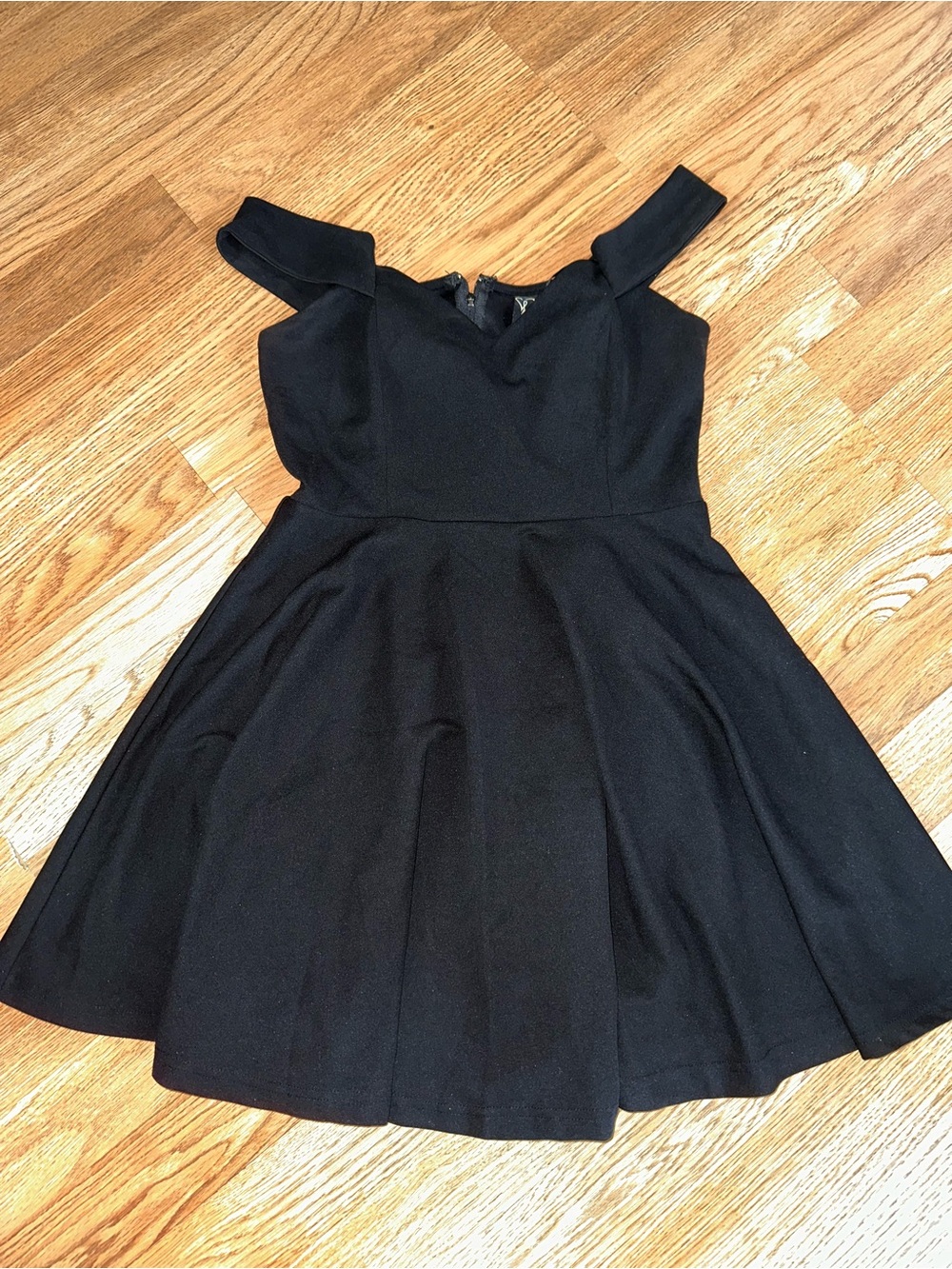 Windsor Black Fit-and-Flare Womens skater Dress